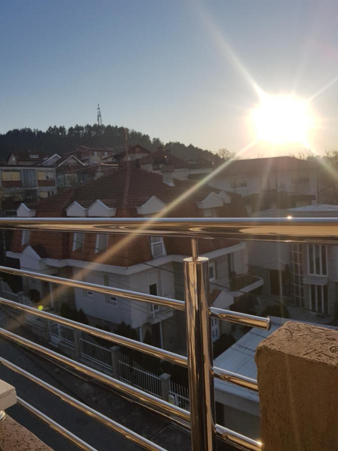 Family Apartmani Le 레스코바츠 외부 사진